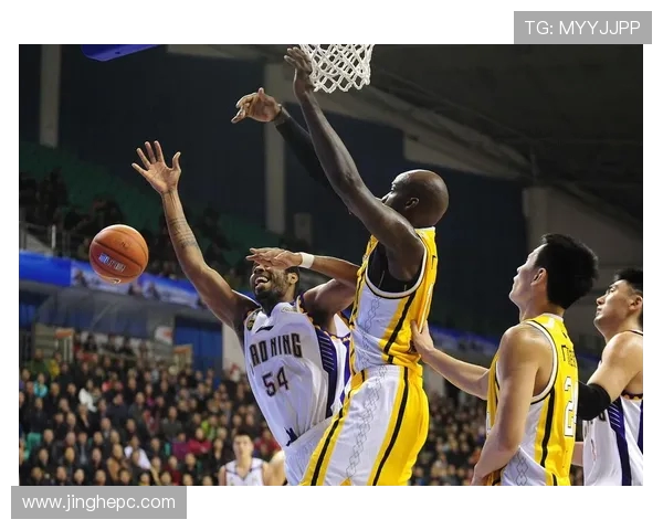 勇士与奇才今日对决聚焦NBA赛场精彩瞬间与球员表现分析